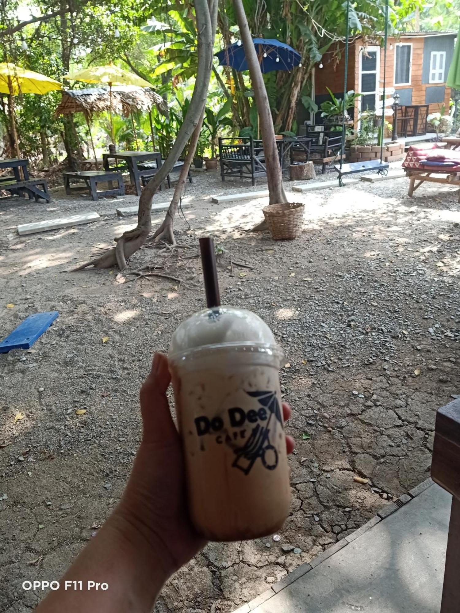 Do Dee Cafe Bangkok Hostel Exterior photo